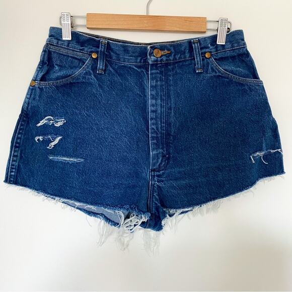Vintage Wrangler High Rise‎ Cut Off Denim Shorts - Picture 2 of 4